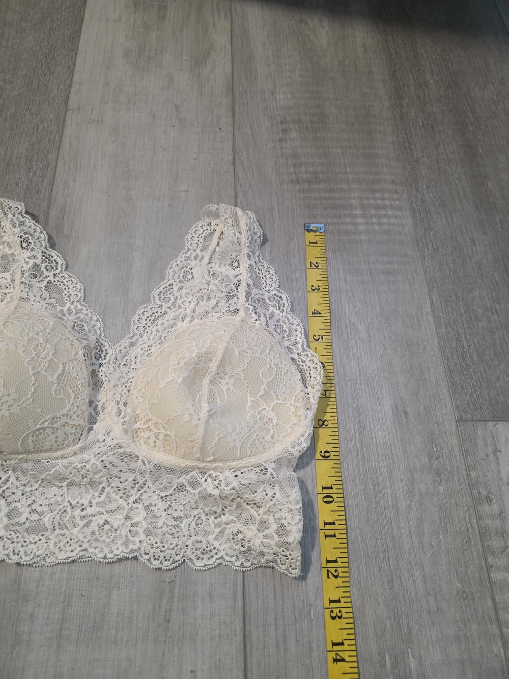 CHANGE Lingerie Lace Bralette Cream Size Large Wireless Soft Cup Floral Lace - Picture 9 of 9